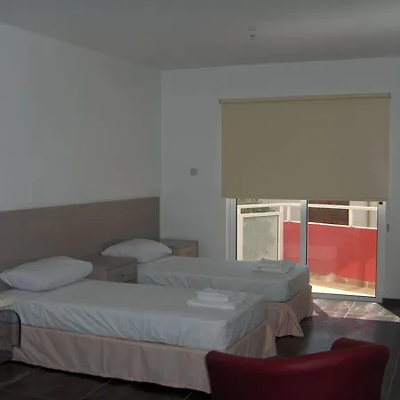 Napa Ace Tourist Апартаменты *
